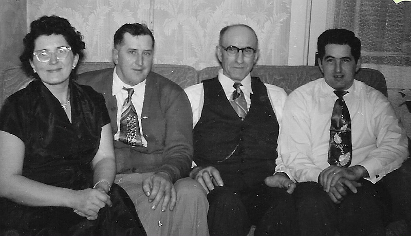 Elda Heinze, Harlan, Arnold, Norman Suring.jpeg